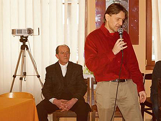 Prednášajúci Ing. Pavlík, SoftConsult kresliaci program pre kachliarov
